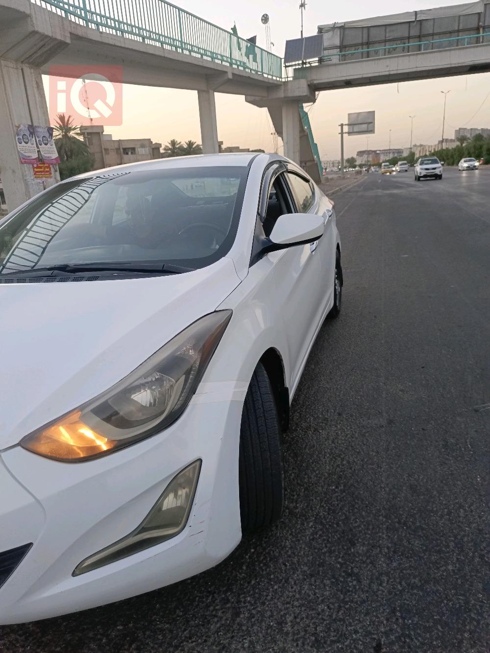 هیوندای ئەلەنترا